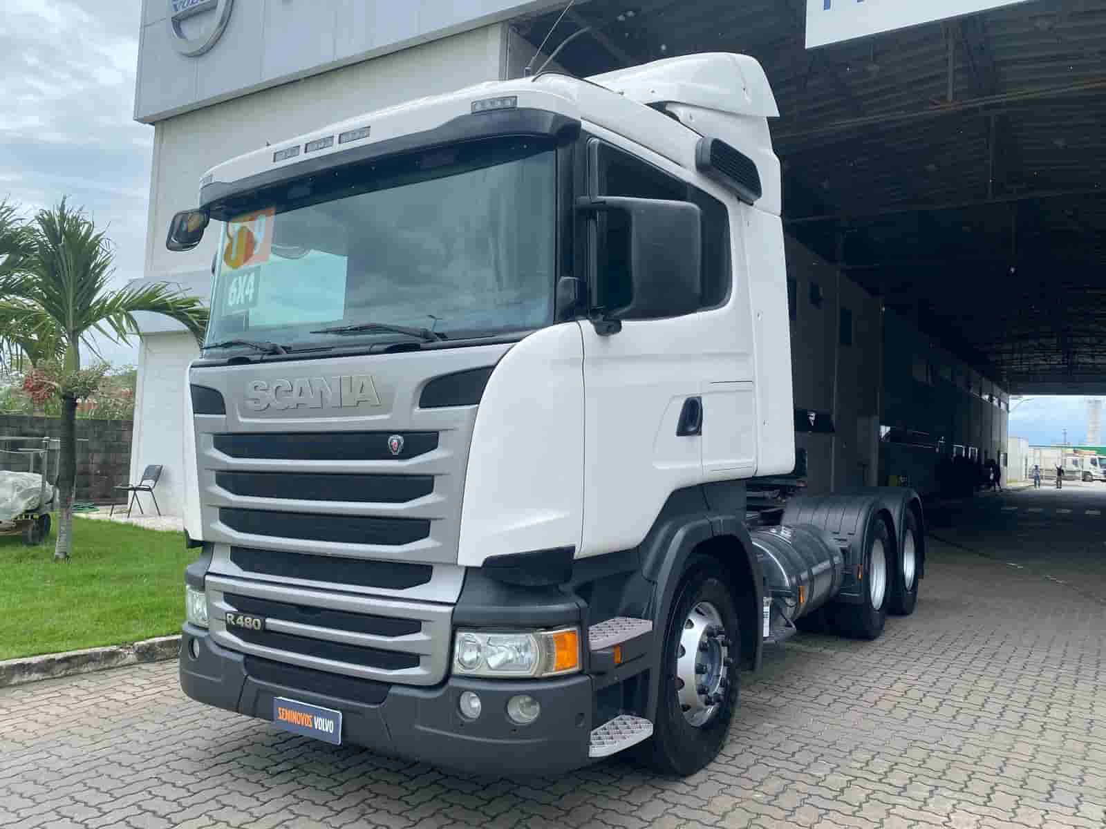Caminhão Scania R480 6x4T 2019 - imagem de fundo