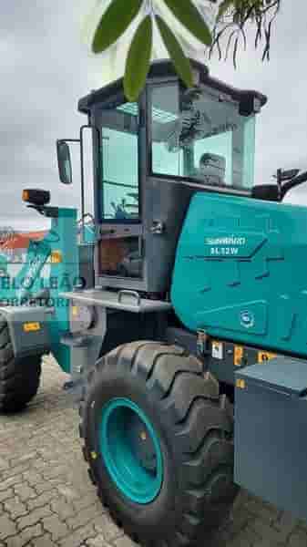Pá Carregadeira SUNWARD SL32W 2024