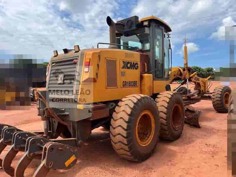 Motoniveladora XCMG GR1803BR 2023