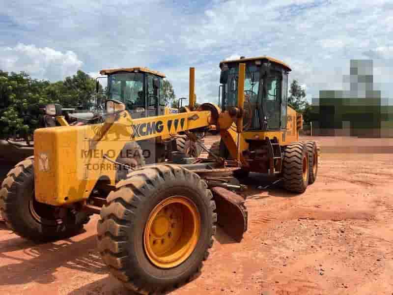 Motoniveladora XCMG GR1803BR 2023