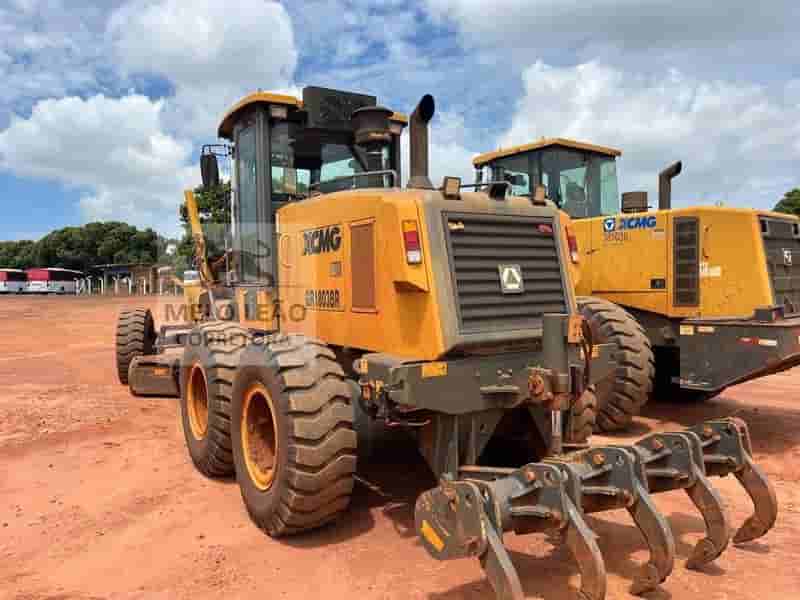 Motoniveladora XCMG GR1803BR 2023