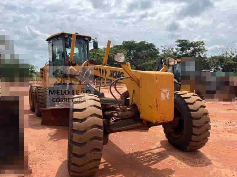 Motoniveladora XCMG GR1803BR 2023