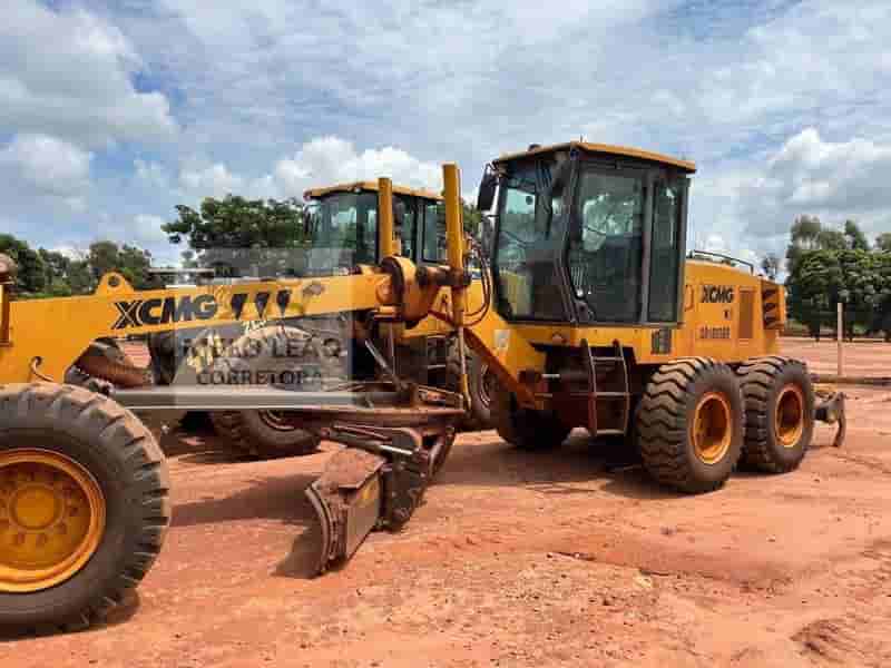 Motoniveladora XCMG GR1803BR 2023