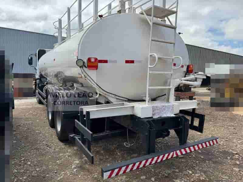 Plantadeira Volkswagen 31330 2021