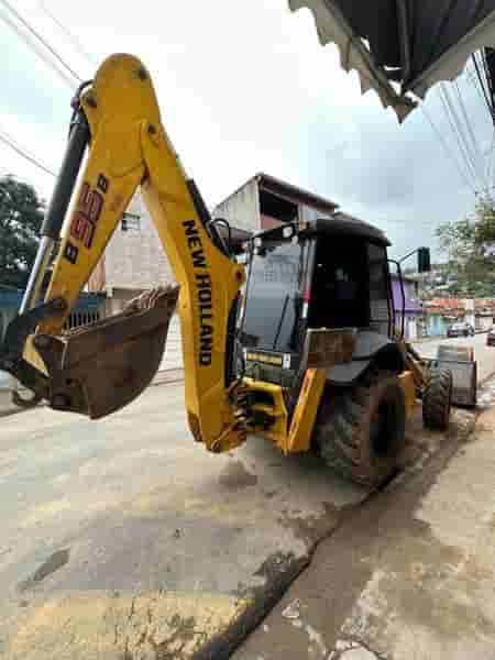 Retroescavadeira New Holland B95B 2020