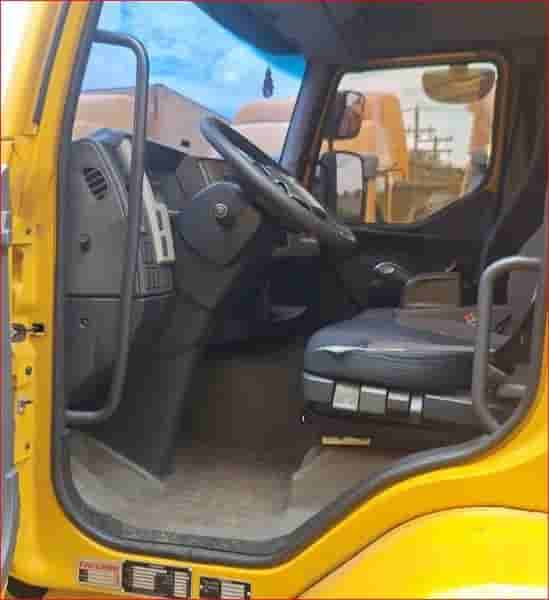 Plantadeira Volvo VM 270 6x2R 2020