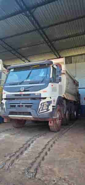 Plantadeira Volvo FM 500 2020