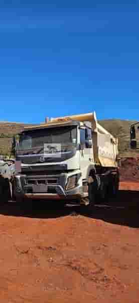 Plantadeira Volvo FM 500 2020