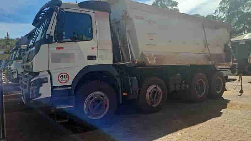 Plantadeira Volvo FM 500 2020