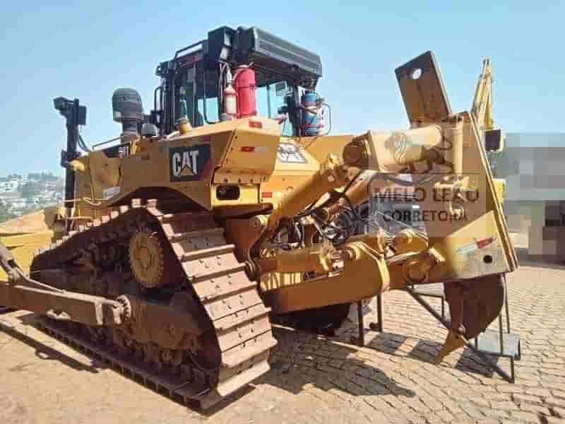 Trator de esteira Caterpillar D8T 2020