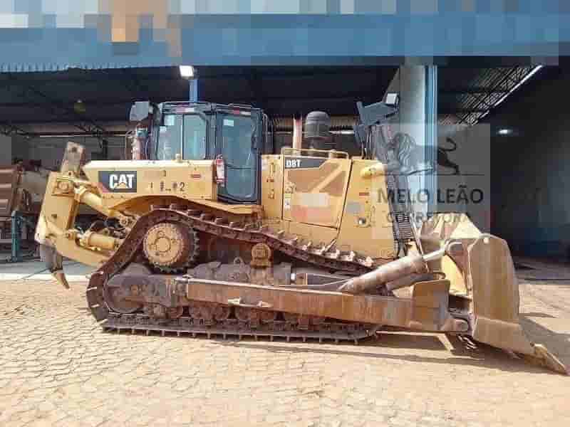 Trator de esteira Caterpillar D8T 2020