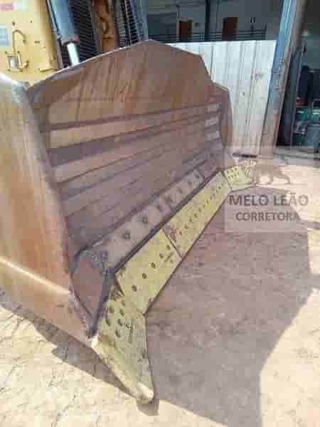 Trator de esteira Caterpillar D8T 2020