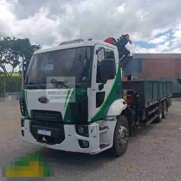 Caminhão Ford Cargo2423 2019