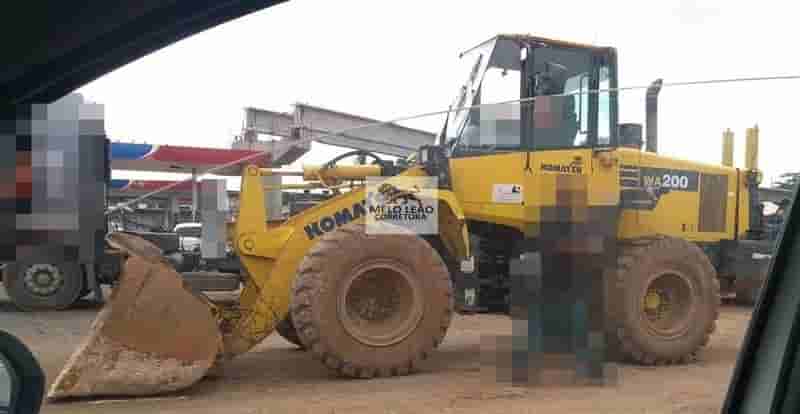 Pá Carregadeira Komatsu WA200 2018