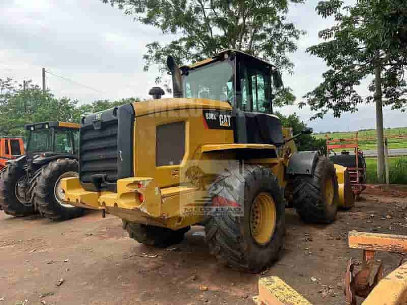 Pá Carregadeira Caterpillar 930K 2014