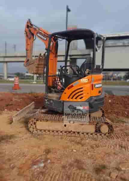 Mini Escavadeira Doosan DX27z 2014