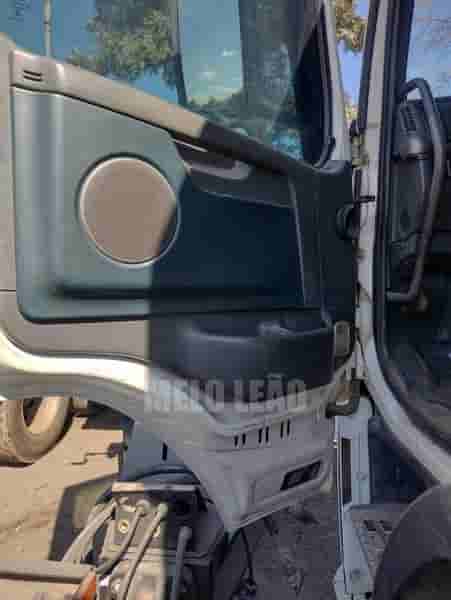 Plantadeira Volvo FM 370 6X2 2014