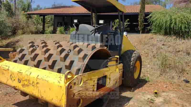 Rolo compactador Bomag BW211 D40 2014