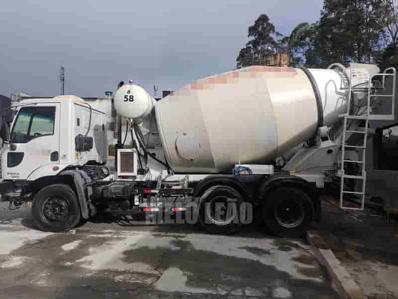 Plantadeira Ford / Siti Cargo 2629 / 8 m³ 2014