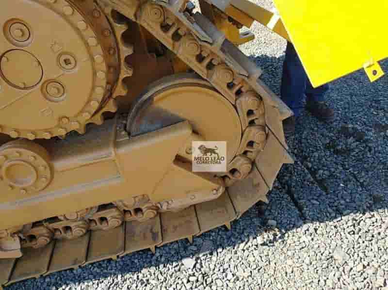 Trator de esteira Caterpillar D6NXL 2013
