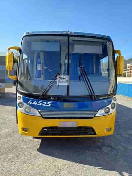 Ônibus Comil Svelto 2013