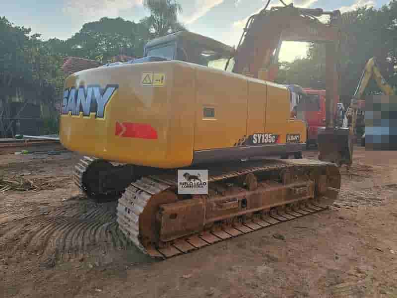 Escavadeira Sany SY135 C 2013