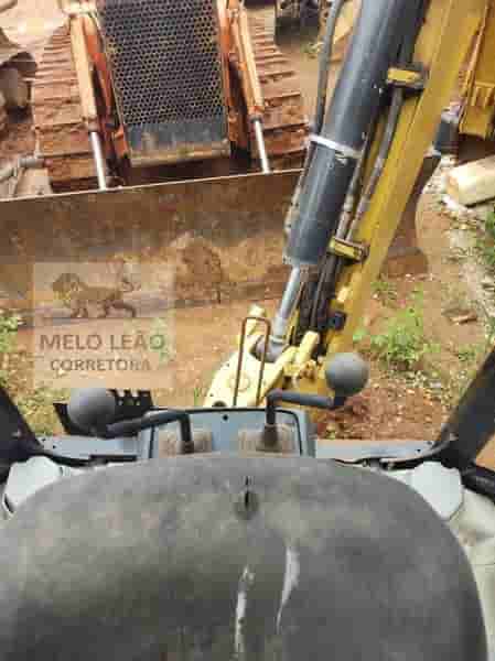 Retroescavadeira Caterpillar 416E 2013