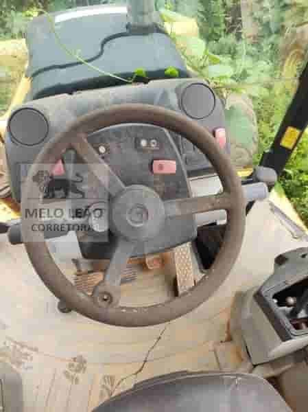 Retroescavadeira Caterpillar 416E 2013