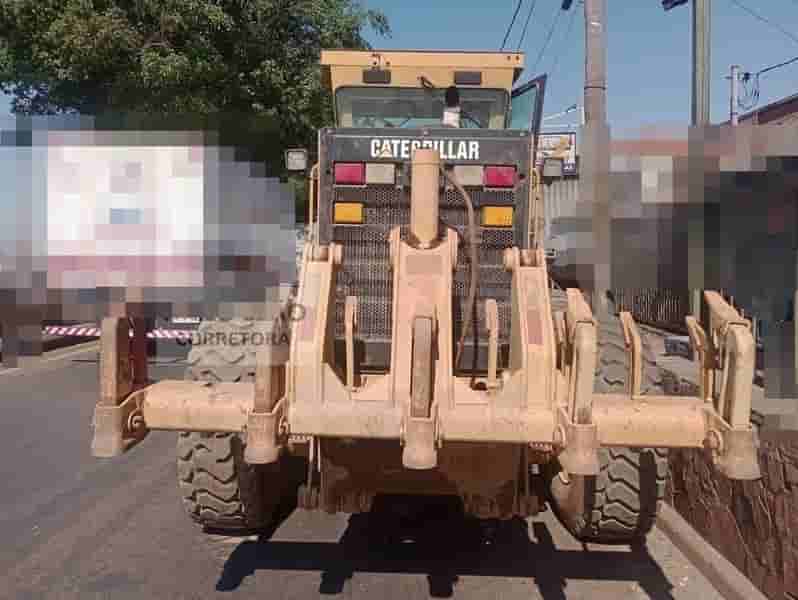 Motoniveladora Caterpillar 140K 2013