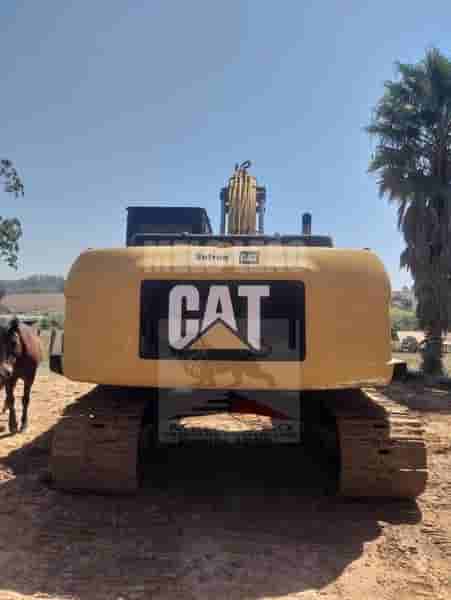 Escavadeira Caterpillar 320D 2013