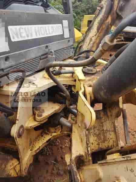 Retroescavadeira New Holland B95B 2013