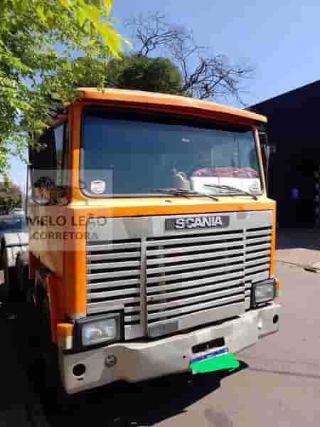 Caminhão Scania LK 111 S 1981
