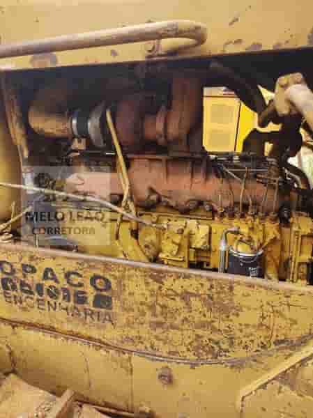 Trator de esteira Caterpillar D6D 1980