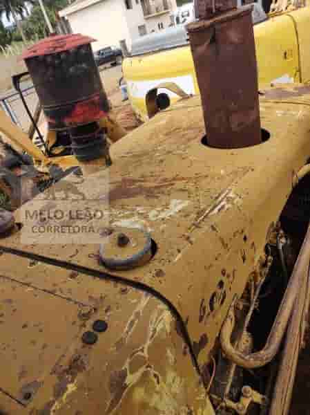 Trator de esteira Caterpillar D6D 1980