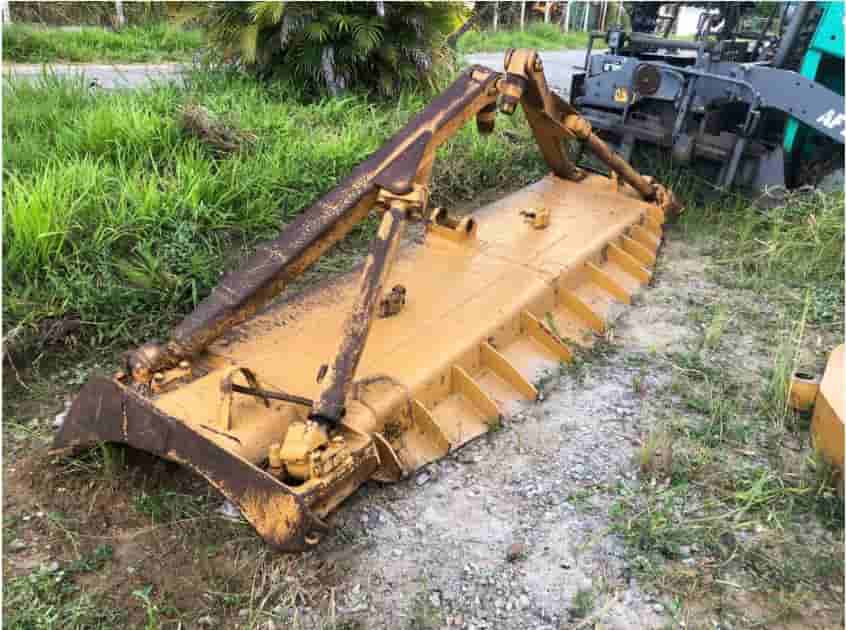 Trator de esteira Caterpillar D6 1997