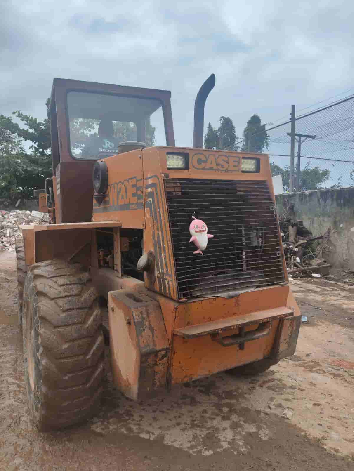 Pá Carregadeira Case W20E 1998