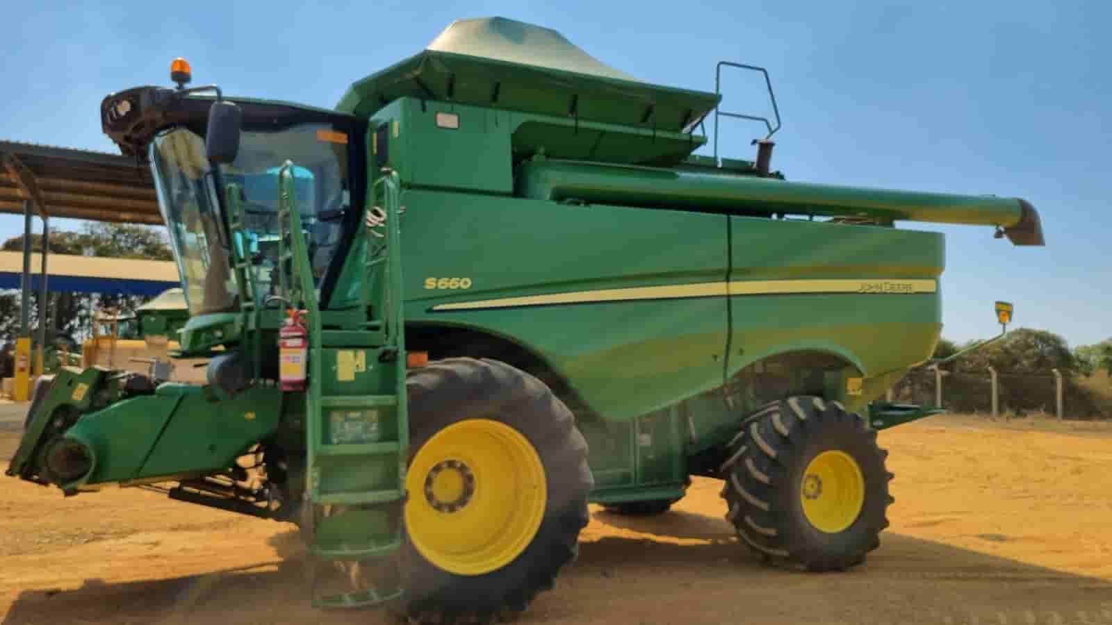 Colheitadeira John Deere S660 2016 - imagem de fundo