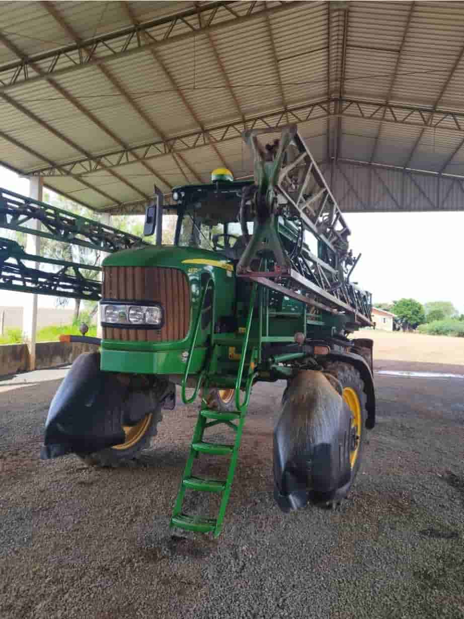 Pulverizador Autopropelido John Deere 4630 2018 - imagem de fundo