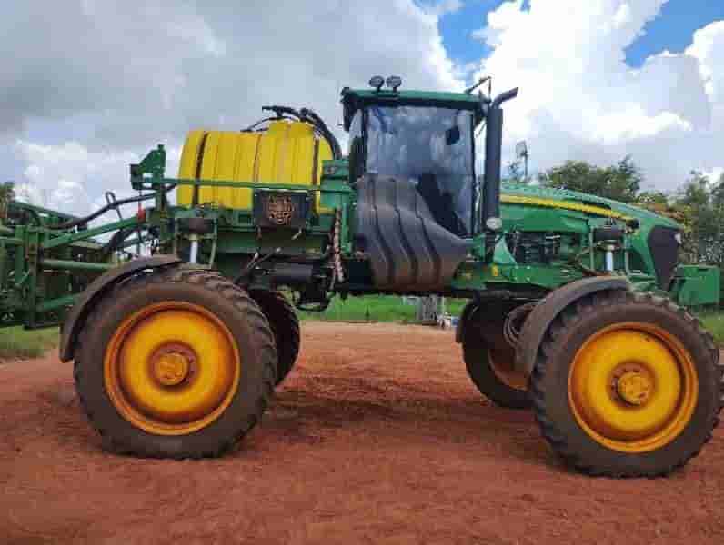 Pulverizador Autopropelido John Deere M4030 2022 - imagem de fundo