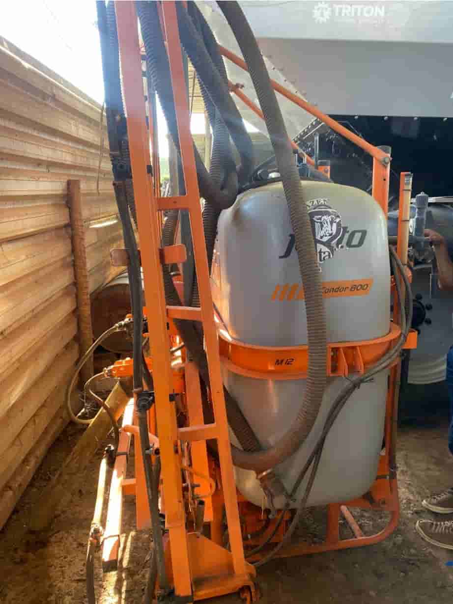 Pulverizador Jacto CONDOR M12 2021 - imagem de fundo