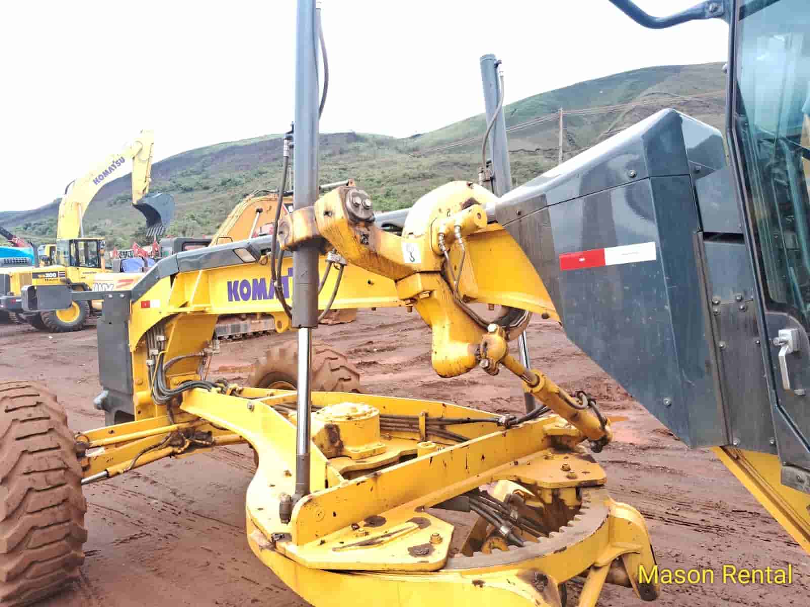 Motoniveladora Komatsu GD655-5 2023
