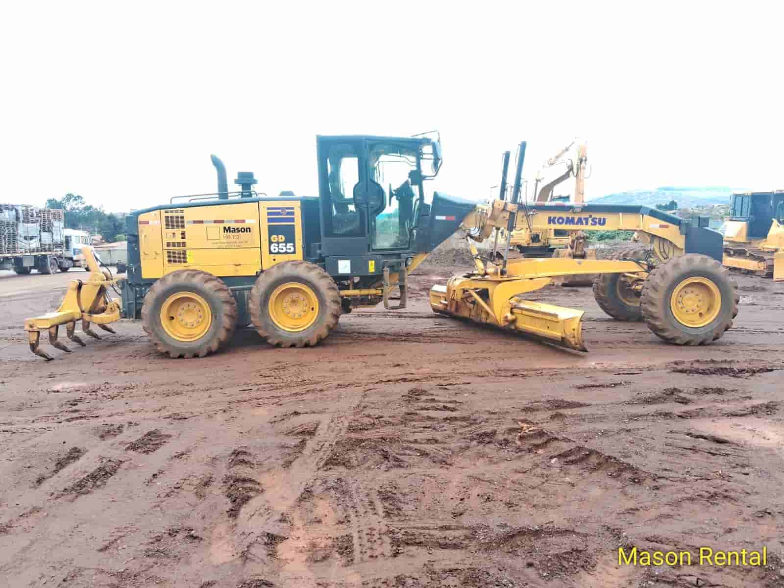 Motoniveladora Komatsu GD655-5 2023