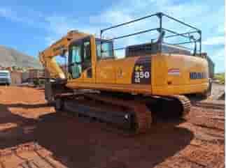Escavadeira Komatsu PC350 2019
