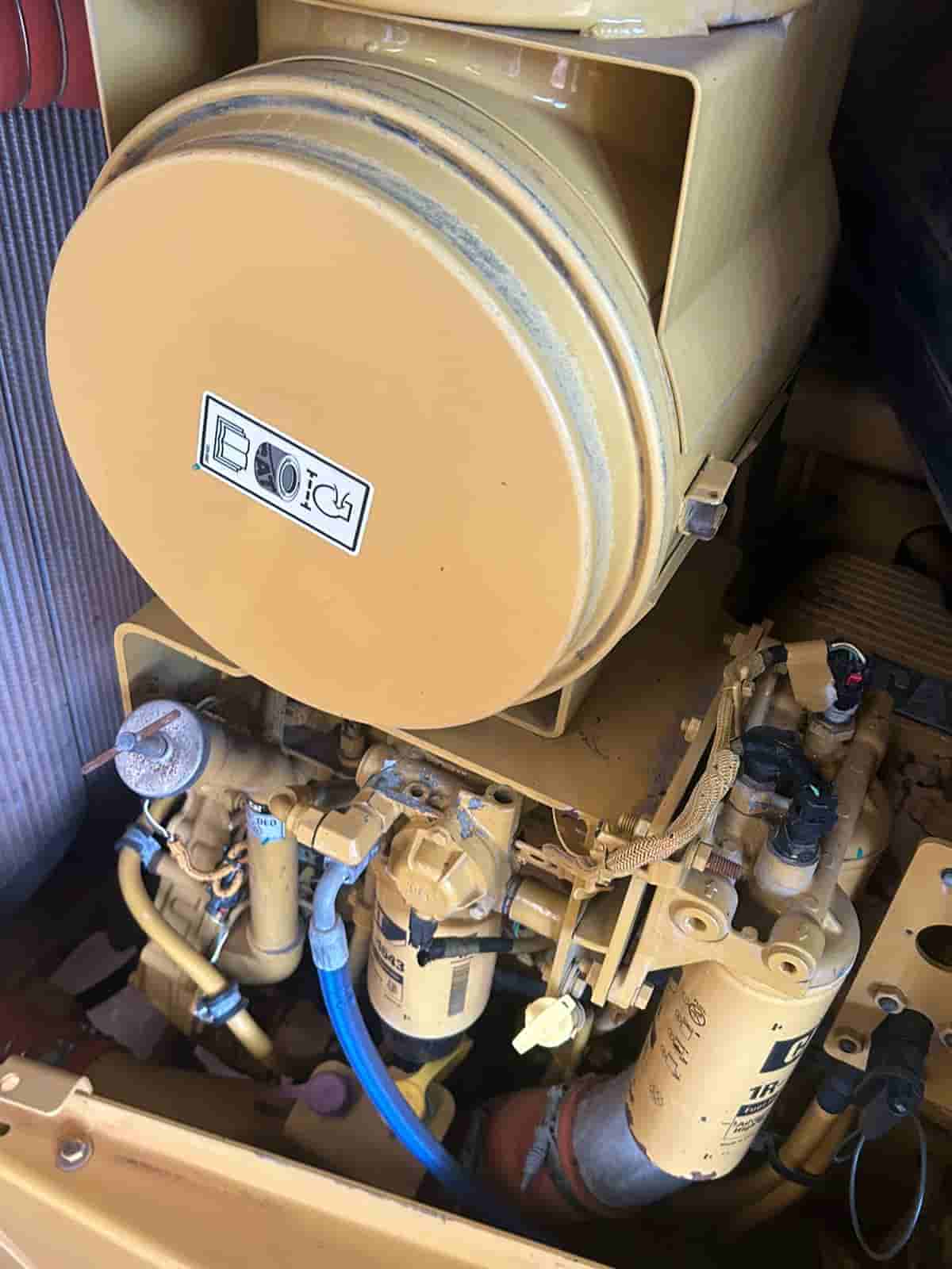 Trator de esteira Caterpillar  D8 2017