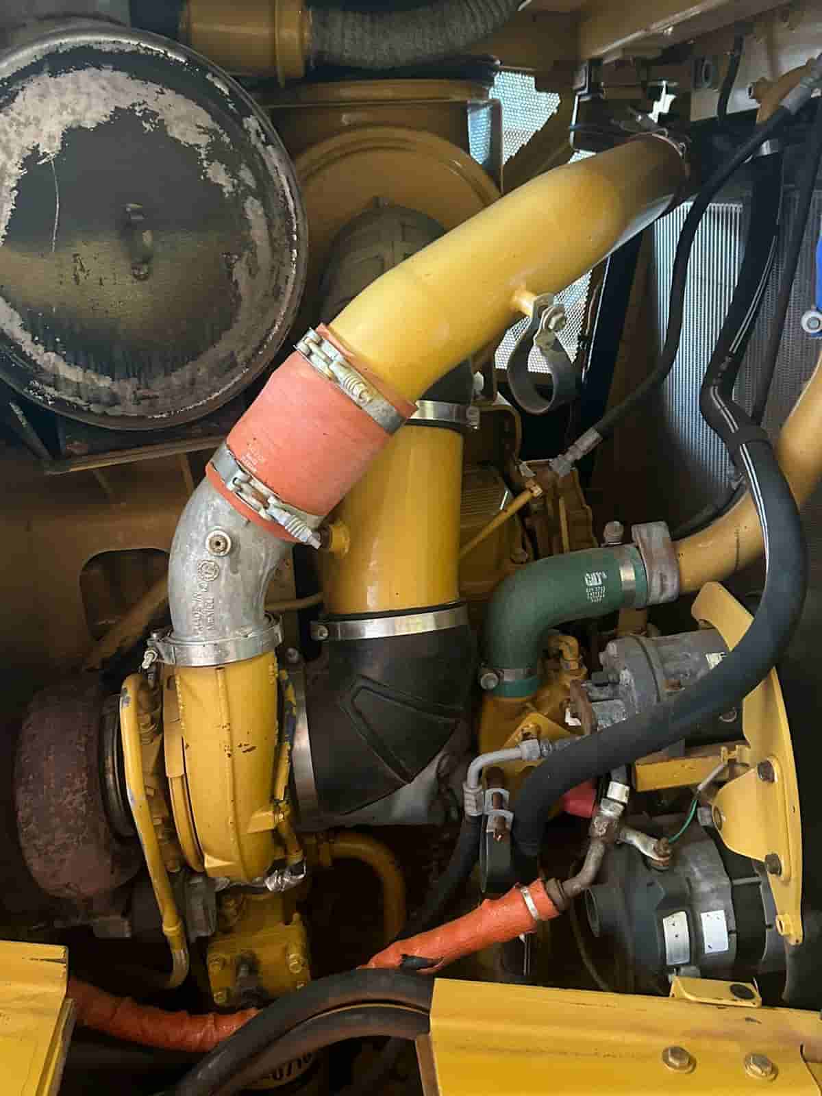 Trator de esteira Caterpillar  D8 2017