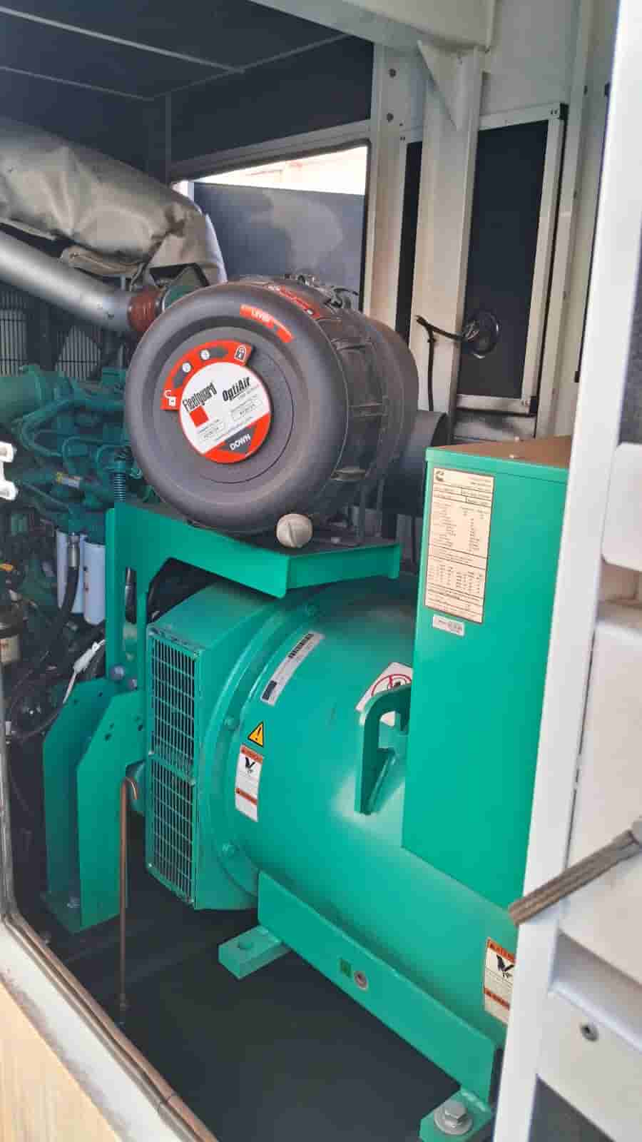 GERADOR CUMMINS C300 2021