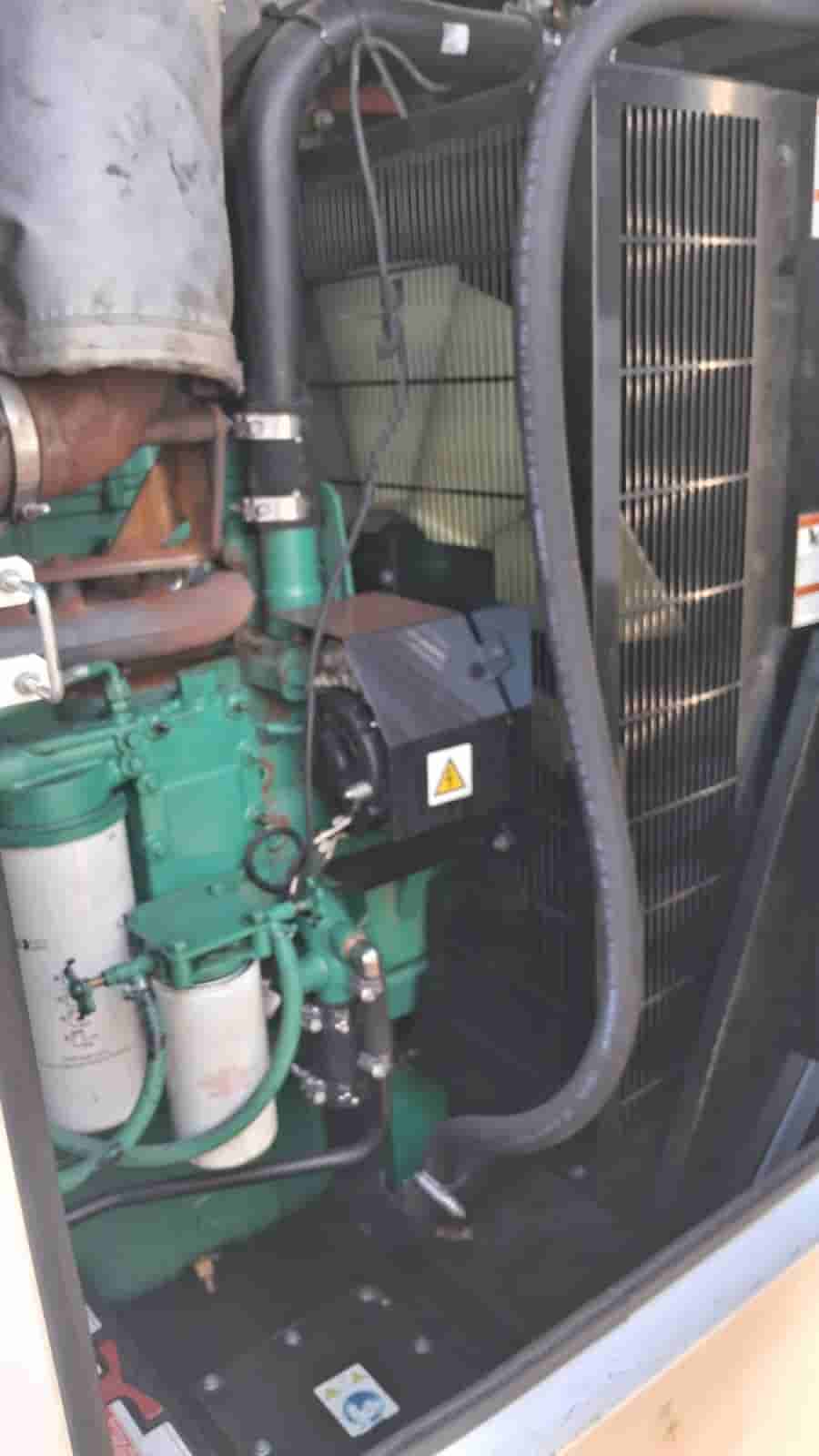 GERADOR CUMMINS C300 2021