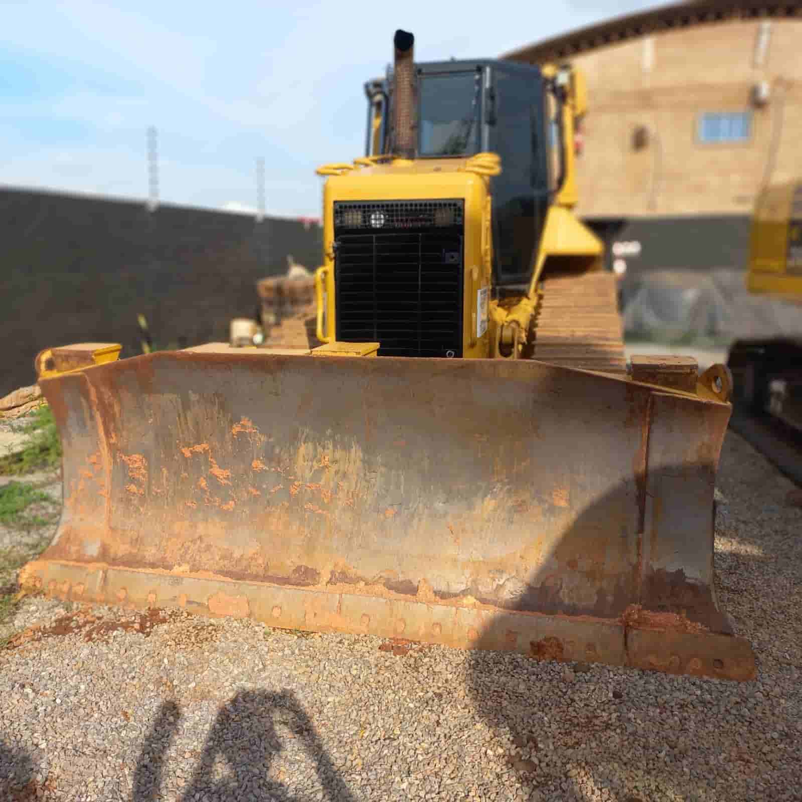 Trator de esteira CAT D6NXL 2014