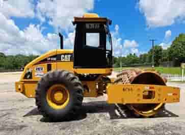 Rolo compactador CAT CP533E 2006