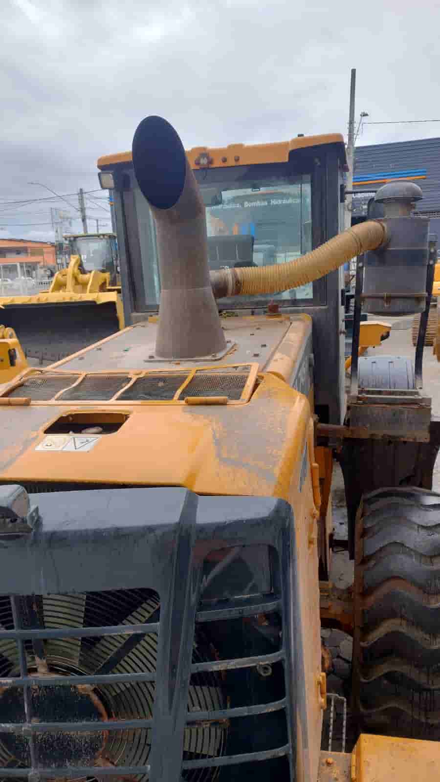 Pá Carregadeira Hyundai HL745-9SB 2023